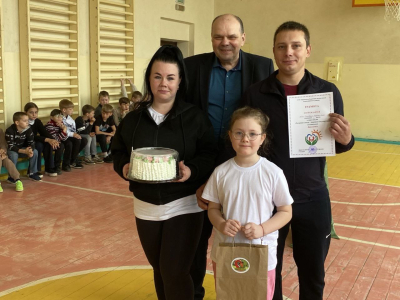 17 мая на базе Придвинско-Боровской средней школы прошла семейная спортландия «Здоровая семья -здоровое государство», посвященная Международному дню семьи